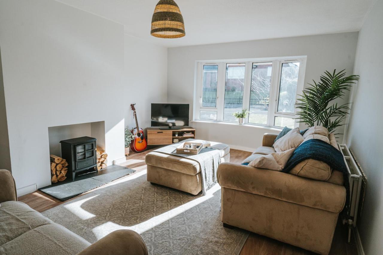 Tideaway - Cosy Seaside Village Bungalow Near Beach Castlerock Exterior photo